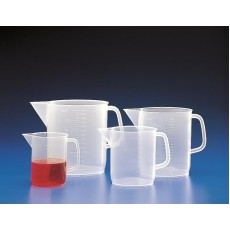 Low form graduated jug in Polypropylene